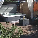 Suite'Loft Premium, La Demeure Des Cedres & Spa Cap D'Agde (Adults Only) 3*