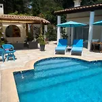 בית הארחה Suite'Loft Premium, La Demeure Des Cedres & Spa Cap D'Agde (Adults Only) אגדה
