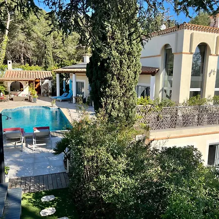 Pensjonat La Des Cedres & Premium Naturiste 
