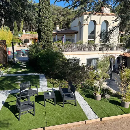 La Des Cedres & Premium Naturiste 